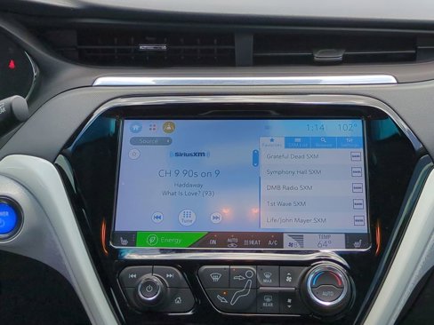 Used 2020 Chevrolet Bolt Premier w/ Infotainment Package image 17