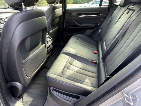 Used 2019 BMW X6 xDrive35i image 17