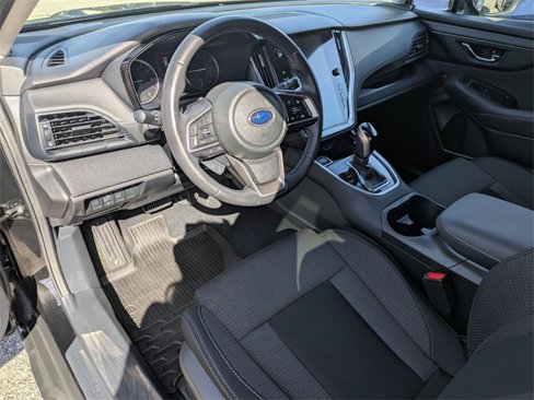Used 2022 Subaru Outback Premium image 9