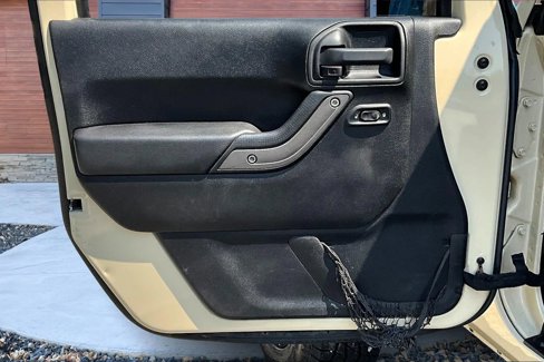 Used 2011 Jeep Wrangler Unlimited Sport image 19