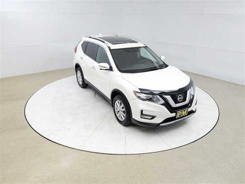 Used 2017 Nissan Rogue SV image 13