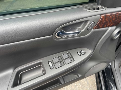 Used 2015 Chevrolet Impala Limited LS image 17