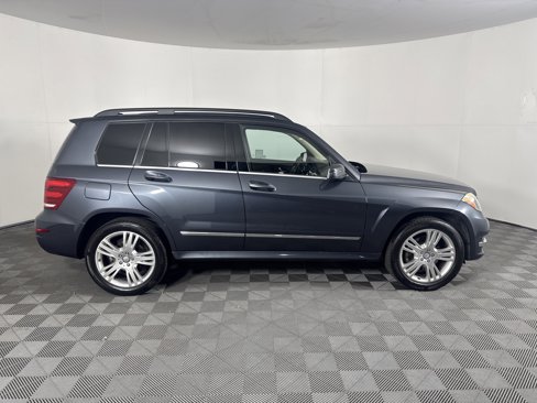 Used 2015 Mercedes-Benz GLK 250 BlueTEC 4MATIC image 3