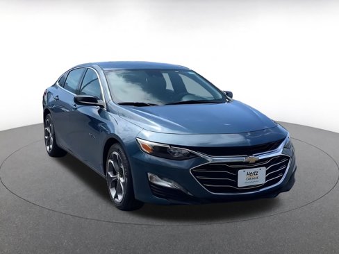 Used 2024 Chevrolet Malibu LT image 3