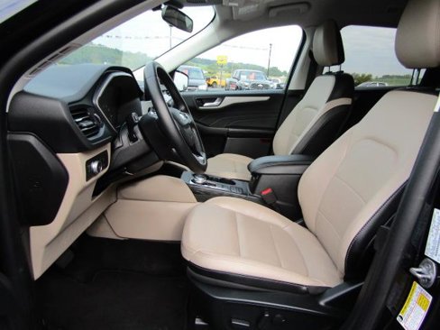 Used 2022 Ford Escape SEL image 10