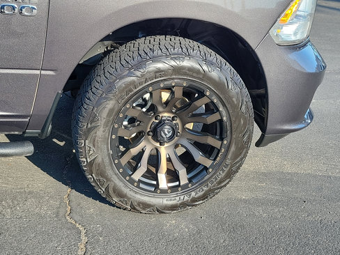Used 2018 RAM 1500 Express image 12