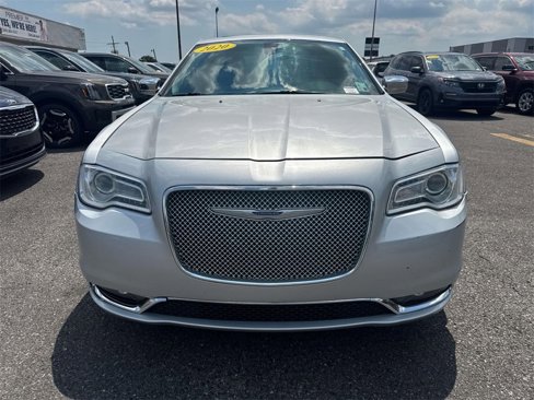 Used 2020 Chrysler 300 Limited image 5