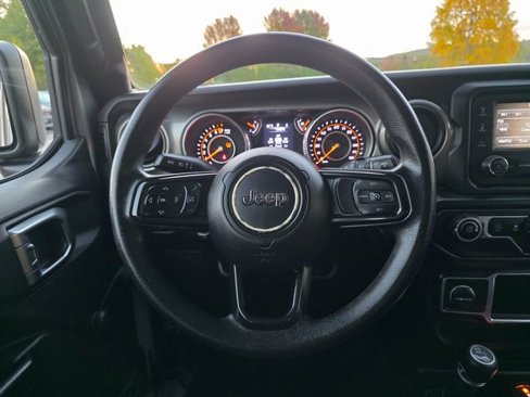 Used 2018 Jeep Wrangler Unlimited Sport image 22