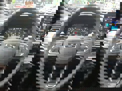 Used 2024 Jeep Compass Limited image 18