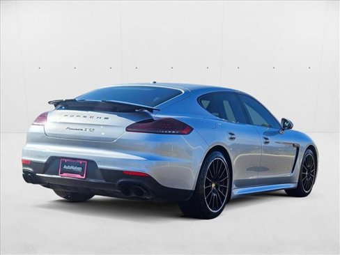 Used 2014 Porsche Panamera GTS image 5