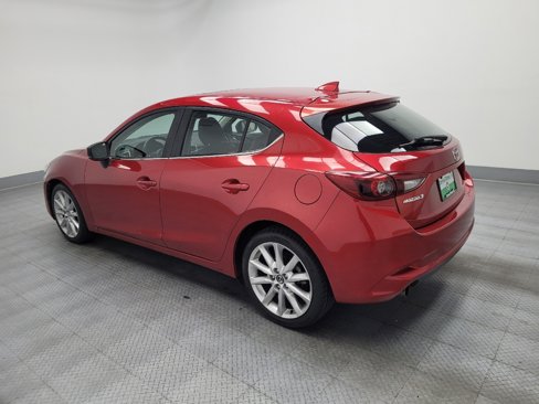 Used 2017 MAZDA MAZDA3 Grand Touring image 3