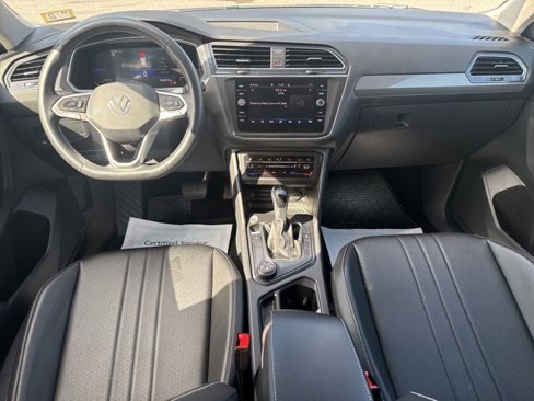 Used 2022 Volkswagen Tiguan SE image 22