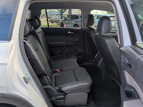 Certified 2023 Volkswagen Atlas SE image 13