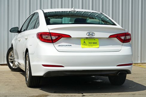 Used 2016 Hyundai Sonata SE image 4