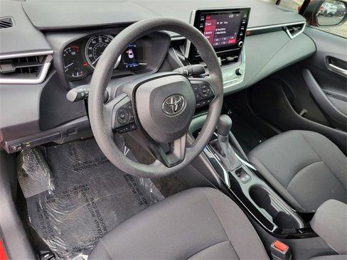 Used 2020 Toyota Corolla LE image 14