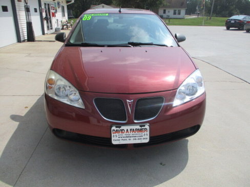 Used 2009 Pontiac G6 Sedan w/ Sun And Sound Package image 3