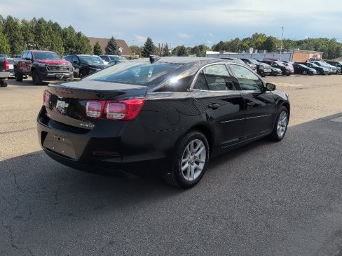 Used 2016 Chevrolet Malibu LT w/ Power Convenience Package image 7