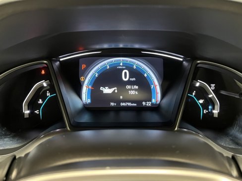 Used 2018 Honda Civic EX image 5