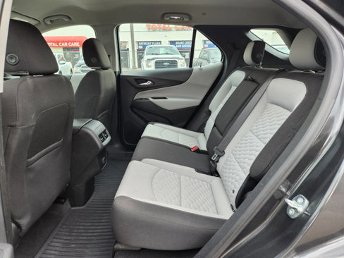 Used 2018 Chevrolet Equinox LS image 12