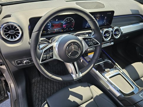 New 2026 Mercedes-Benz GLB 250 image 15