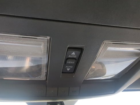 Used 2010 Dodge Challenger SRT8 w/ SRT Option Group II image 13
