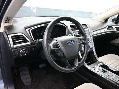 Used 2018 Ford Fusion S image 13