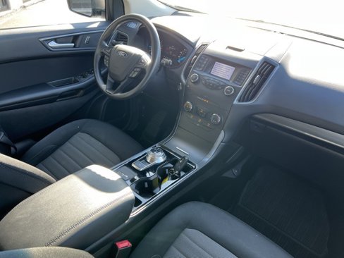 Used 2019 Ford Edge SE image 8