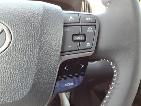 New 2025 Toyota Camry SE image 19