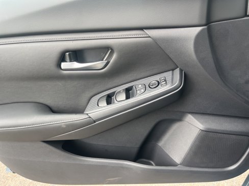 New 2025 Nissan Sentra SV w/ All-Weather Package image 9