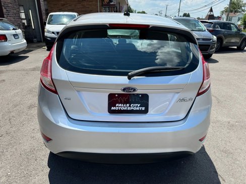 Used 2018 Ford Fiesta SE image 10