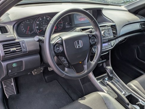 Certified 2017 Honda Accord Sport image 5