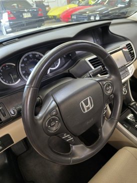 Used 2014 Honda Accord Touring image 33