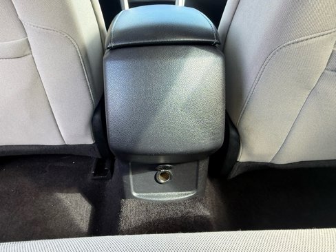 Used 2018 Ford Fusion S image 14