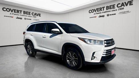 Used 2019 Toyota Highlander XLE image 1