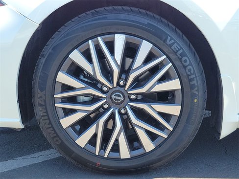 Certified 2023 Nissan Altima 2.5 SV image 28