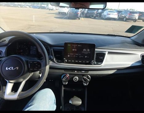 Used 2023 Kia Rio S image 16
