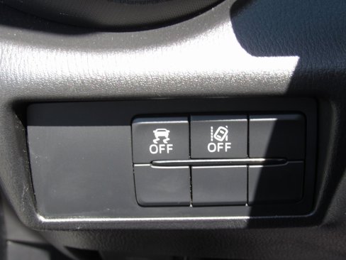 Used 2020 MAZDA MX-5 Miata Sport image 26