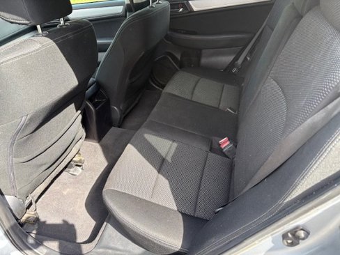 Used 2017 Subaru Outback 2.5i Premium image 21