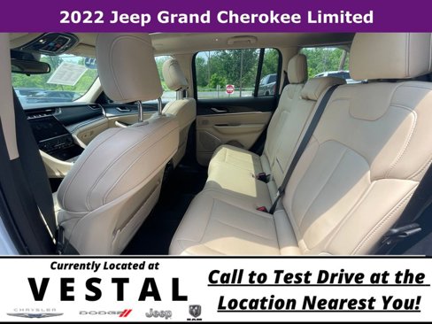 Used 2022 Jeep Grand Cherokee Limited image 15