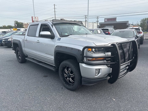 Used 2017 Chevrolet Silverado 1500 LT w/ All Star Edition image 7