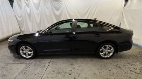 Certified 2023 Honda Accord LX image 5