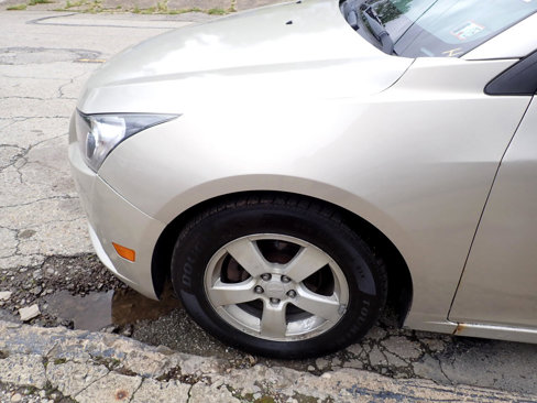 Used 2014 Chevrolet Cruze LT image 21