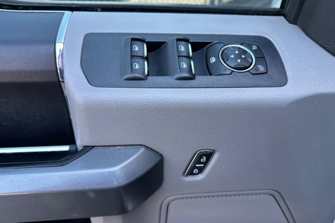 Used 2018 Ford F150 XLT w/ Equipment Group 301A Mid image 10