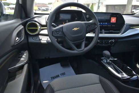 New 2025 Chevrolet Trax LT image 17