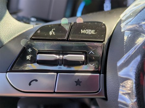 New 2025 Hyundai Elantra SE image 14