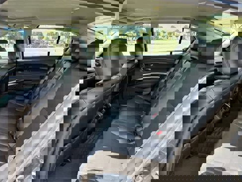 Used 2016 Acura RLX w/ Technology Package image 12