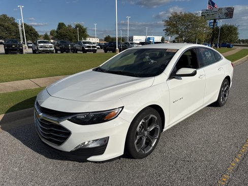 Used 2023 Chevrolet Malibu LT image 1