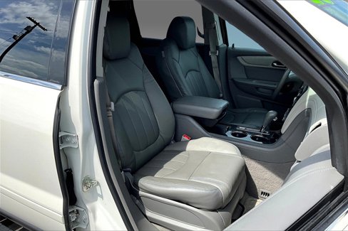 Used 2015 Chevrolet Traverse LT image 4