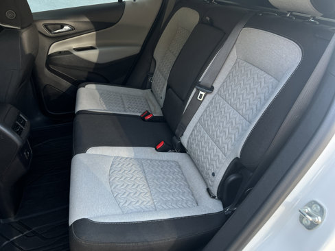 Used 2024 Chevrolet Equinox LS w/ Sport Edition image 11