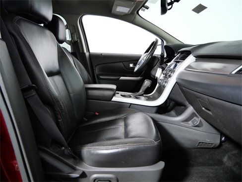 Used 2013 Ford Edge SEL image 11